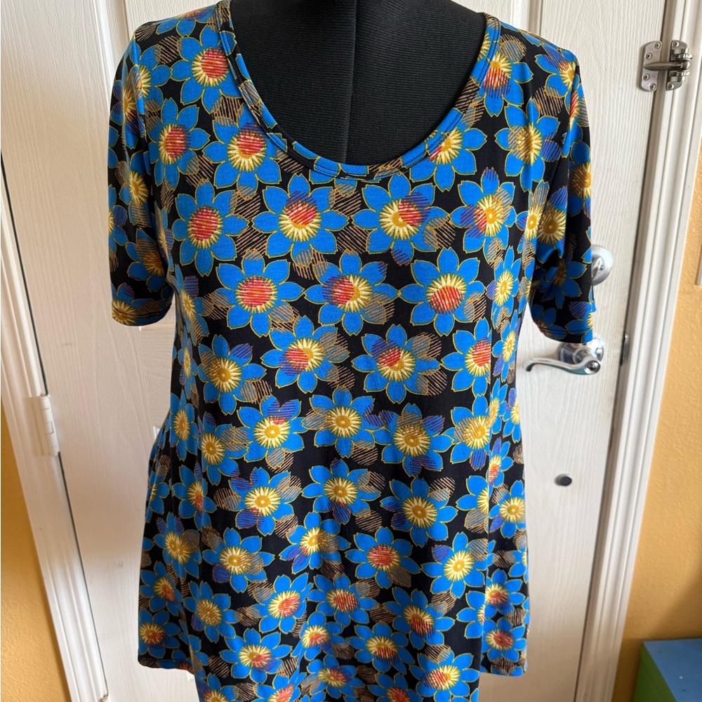 LuLaRoe Blue and Yellow Floral Short Sleeve Top